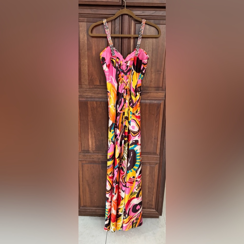 Final Price-Quick Sale - FAVIANA COUTURE COLORFUL LONG GOWN - SIZE 6 - PREOWNED - Picture 2 of 2